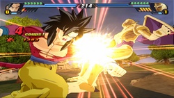 Goku Super Saiyan 4 fights with Nuova Shenron in the game Dragon Ball Z Tenkaichi 3.